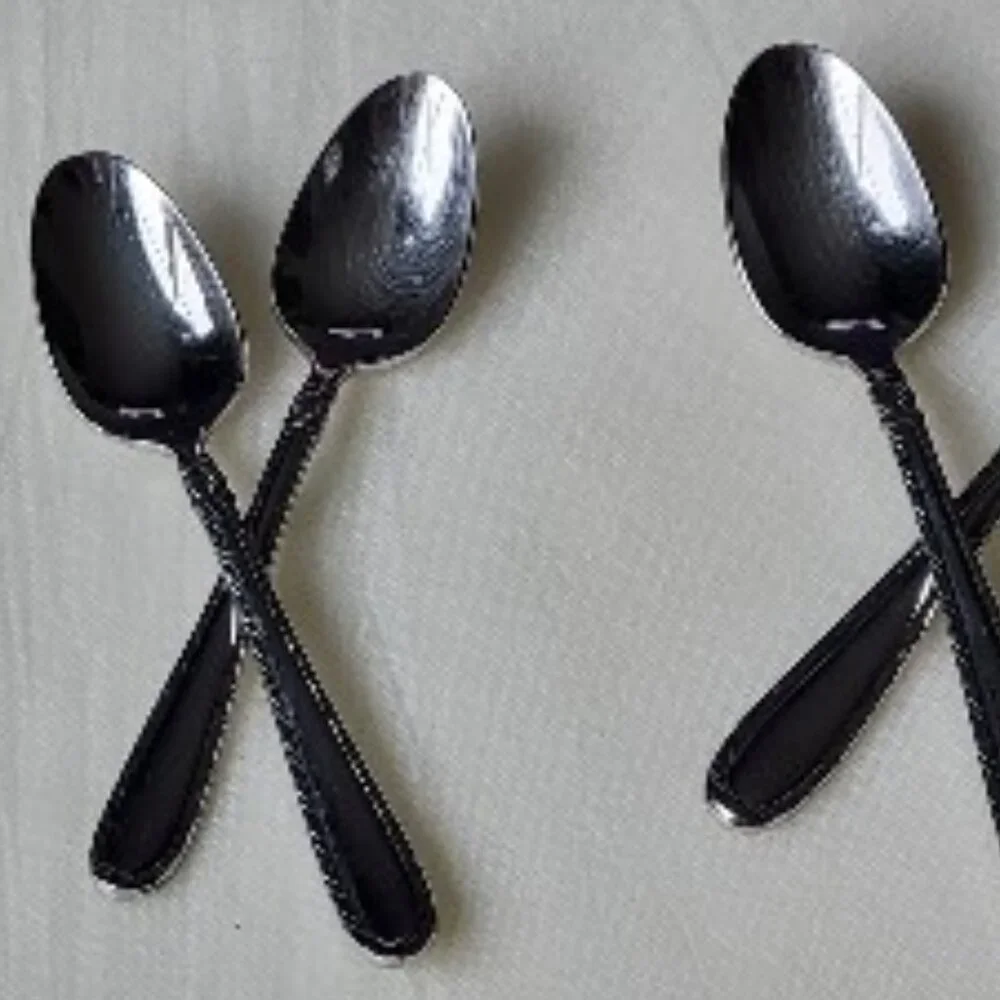 Oneida Brunswick Teaspoon Spoon Stainless Flatware 4 pc